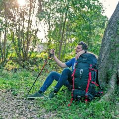 QuickUP Pro 65+5L Trekking ve Hiking Sırt Çantası - Uzun Yol Maceralarınız İçin Tasarlandı (Siyah)